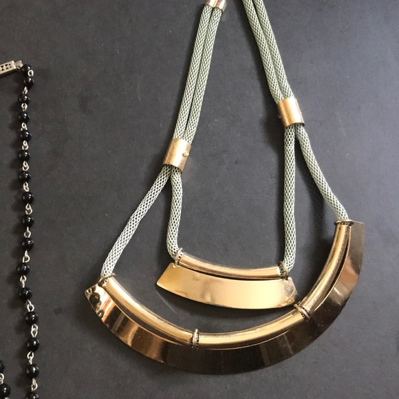 Vintage necklace lot - Picture 6 of 6